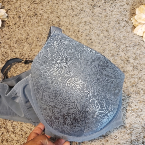 BodyNaturals gray bra in good condition - Picture 6 of 6